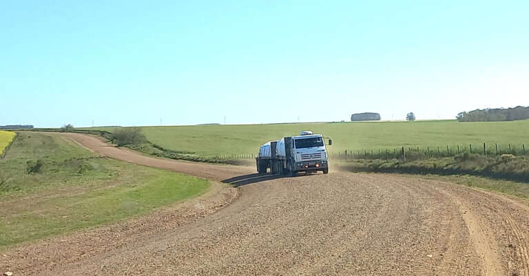 Lee más sobre el artículo Promueven caminos rurales de bitumen para optimizar la inversión en infraestructura
