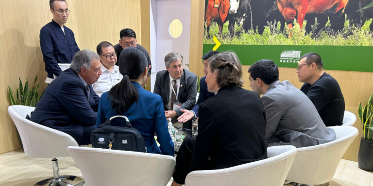 Lee más sobre el artículo El SIAL de China saborea la carne uruguaya
