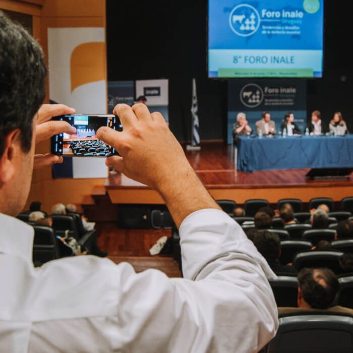 Lee más sobre el artículo Innovación, lechería y ambiente en el foro sectorial de INALE