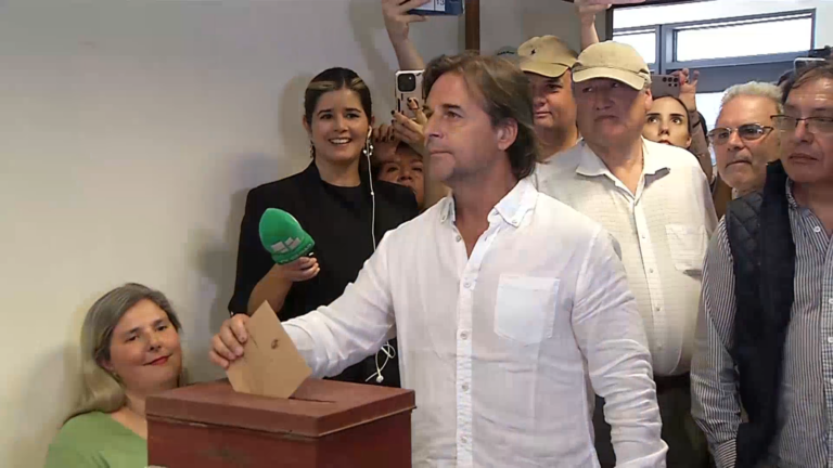 Lee más sobre el artículo Lacalle entra en la recta final de su gestión en modo balance