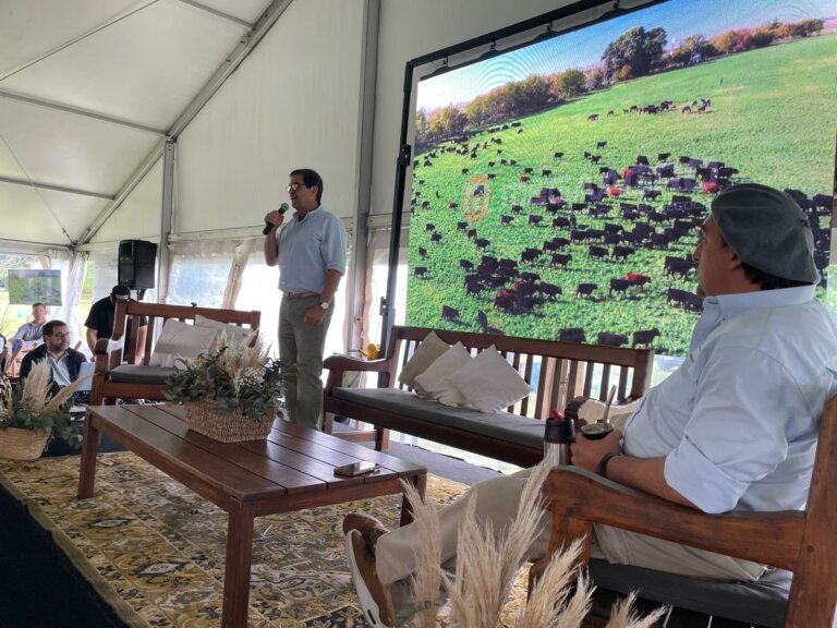 Lee más sobre el artículo La Magdalena abrió sus porteras para mostrar su sistema agrícola y ganadero en campos del norte