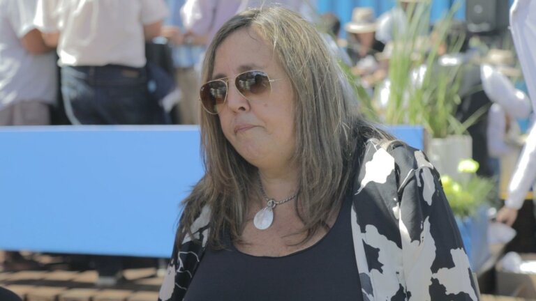 Lee más sobre el artículo El BROU instrumentó un crédito para apoyar el control de la garrapata
