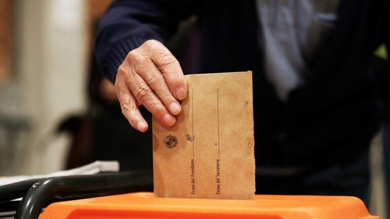 Lee más sobre el artículo La ciudadanía a las urnas para elegir presidente y vice, parlamentarios y resolver sobre dos plebiscitos