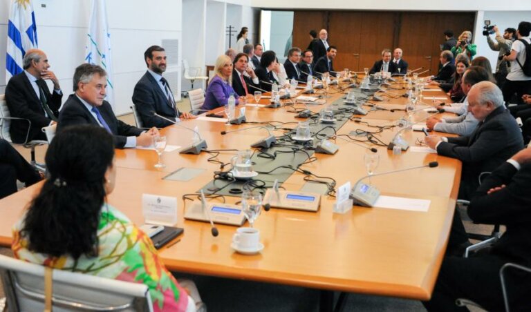 Lee más sobre el artículo El gabinete ministerial comenzó la transición