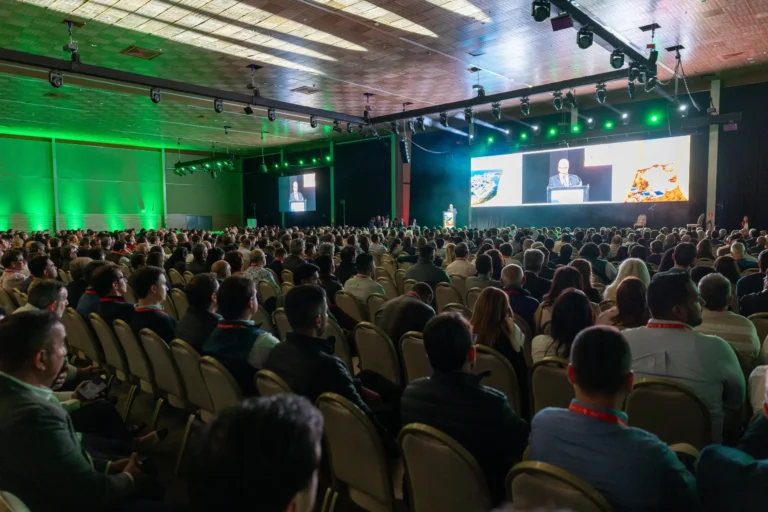 Lee más sobre el artículo Ovum 2024 reunió más de 3.500 participantes