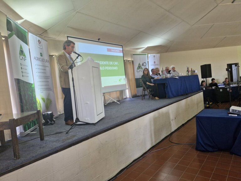 Lee más sobre el artículo Las autoridades salientes y entrantes del MGAP coincidieron en el consejo directivo de CAF