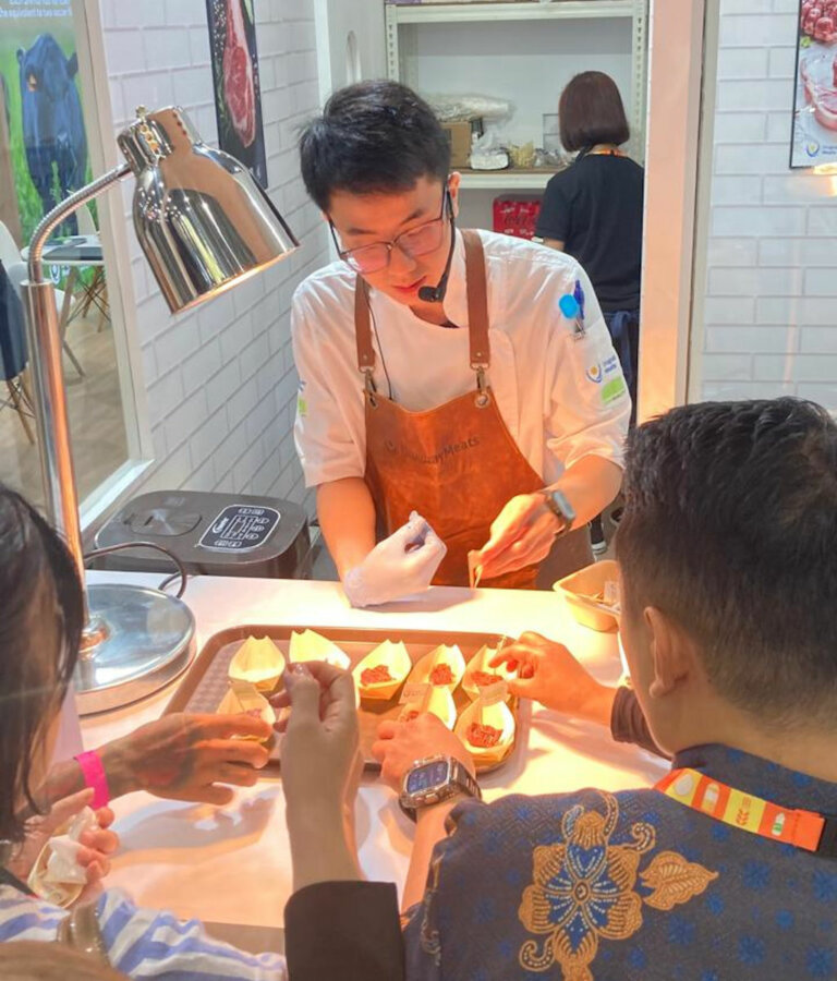 Lee más sobre el artículo Uruguay promociona su carne en la feria de alimentos más importante del sudeste asiático