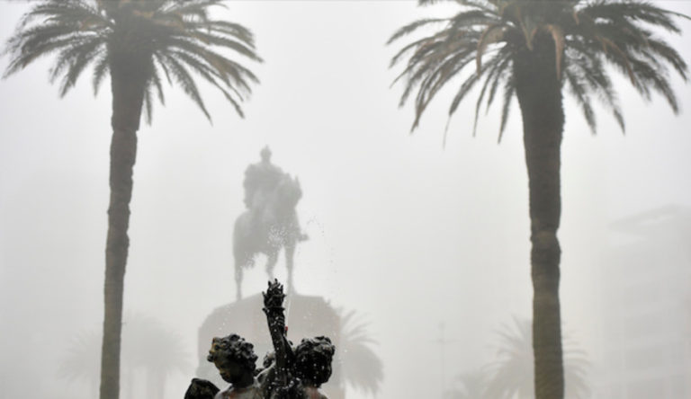 Lee más sobre el artículo Neblina cubrió amplias zonas del país y genera advertencias por visibilidad reducida