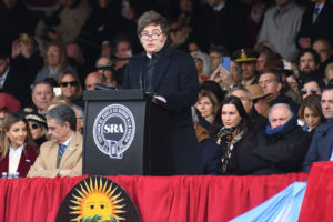Lee más sobre el artículo Milei anunció la baja de las retenciones al abrir la Expo Palermo