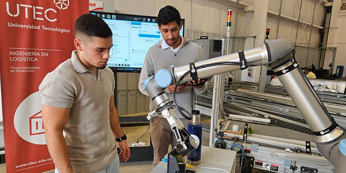 Lee más sobre el artículo Estudiante de UTEC Salto logró podio en el Mundial de Robótica en Corea del Sur
