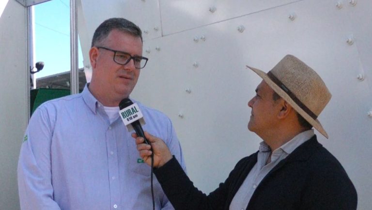 Lee más sobre el artículo Comasa presentó la línea de implementos forrajeros Casale en la Expo Prado