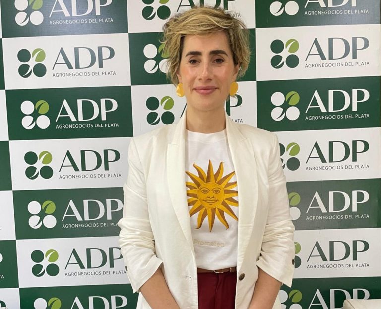 Lee más sobre el artículo  Jimena Alemán inspira a emprendedores en ADP Zone: «Hay que abrazar el caos y la incertidumbre»