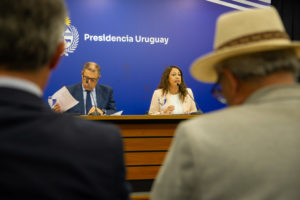 Lee más sobre el artículo Gobierno ajustará combustibles un 7% en abril para amortiguar el impacto del conflicto en Medio Oriente