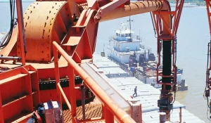 Lee más sobre el artículo La cosecha de soja se expande con magros rendimientos en las zonas cercanas a puerto