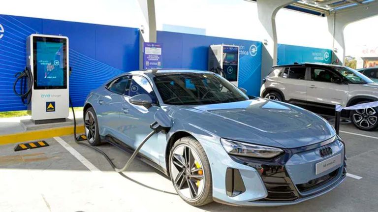 Lee más sobre el artículo Movilidad eléctrica: las ventas en la región crecieron un 55 % interanual, con Uruguay y Costa Rica a la vanguardia