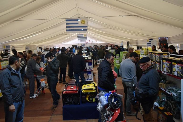 Lee más sobre el artículo Prolesa lanza su 16ª Feria: tecnología y beneficios exclusivos para el sector lechero
