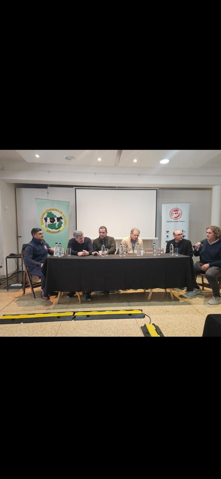 Lee más sobre el artículo Sector lácteo analiza desafíos y oportunidades globales en el lanzamiento de la Zafra Lechera 2027