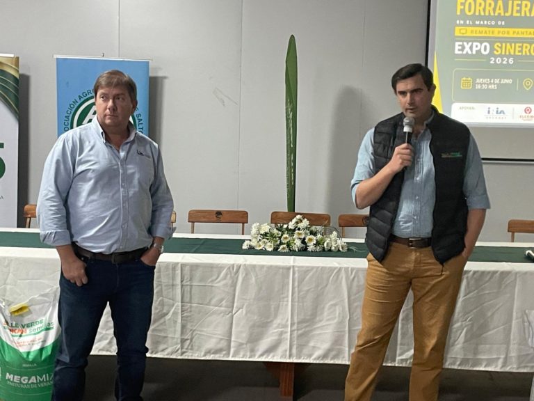 Lee más sobre el artículo Serkan Semillas sembró innovación en Expo Sinergia: Claves de las pasturas rústicas para el norte
