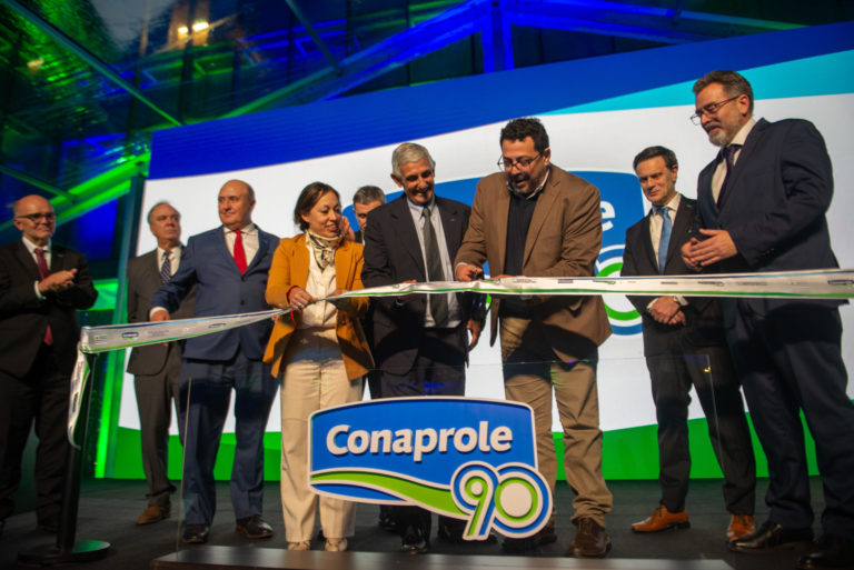 Lee más sobre el artículo Conaprole celebra 90 años con nueva sede y proyección de crecimiento histórico