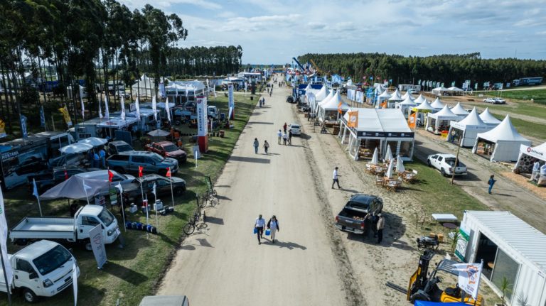Lee más sobre el artículo Uruforest 2026: Innovación tecnológica e inversiones marcan la agenda del sector forestal