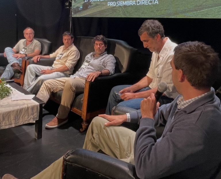 Lee más sobre el artículo Aniversario en el Tercer Encuentro de Agricultura Sustentable y Jornada Anual de AUSID
